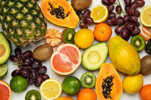 Obst und Gemüse enthalten Niacin